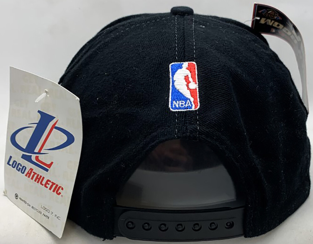 Vintage Authentic Chicago Bulls 1997 NBA Champions Locker