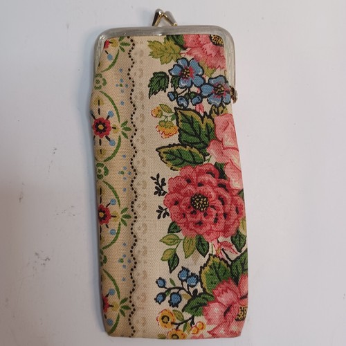 Visol VCM500 Sylva Floral Pattern Cigarette Case - Holds 9 120 Size Cigarettes