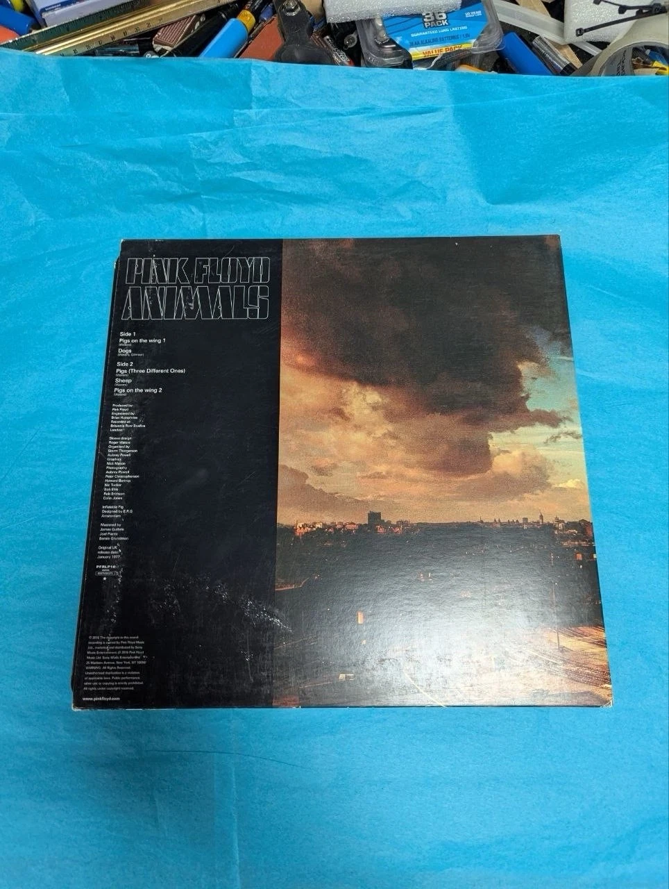 Pink Floyd Animals 12" Black Vinyl LP Pink Floyd Records 1977 PFRLP10
