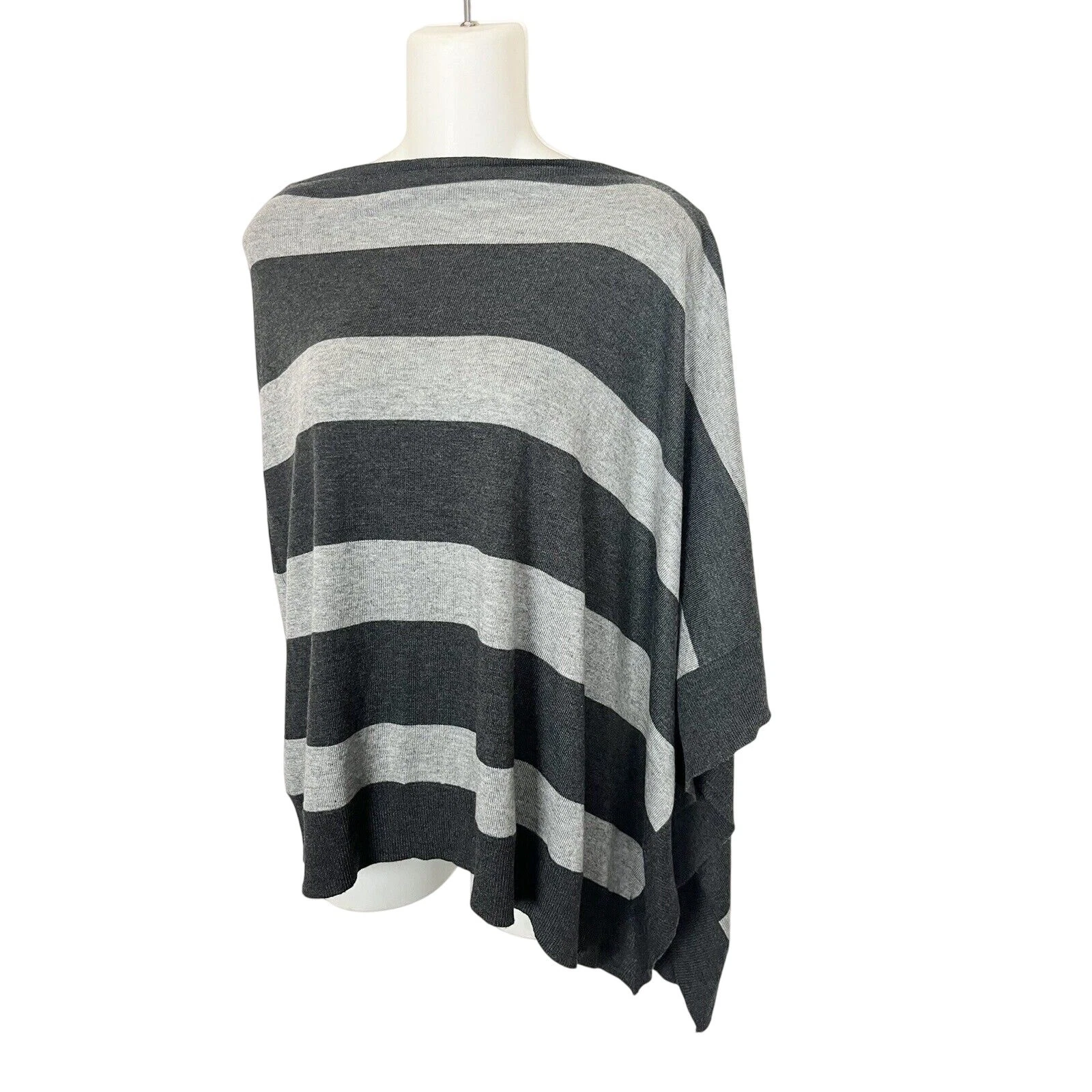Kerisma Women's Gray Poncho Top Sweater One Size Eden