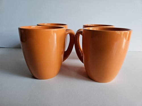 Tazzine da caffè Corelle in gres arancione con tazzine da 12 once Set di 4 - Foto 5 di 9