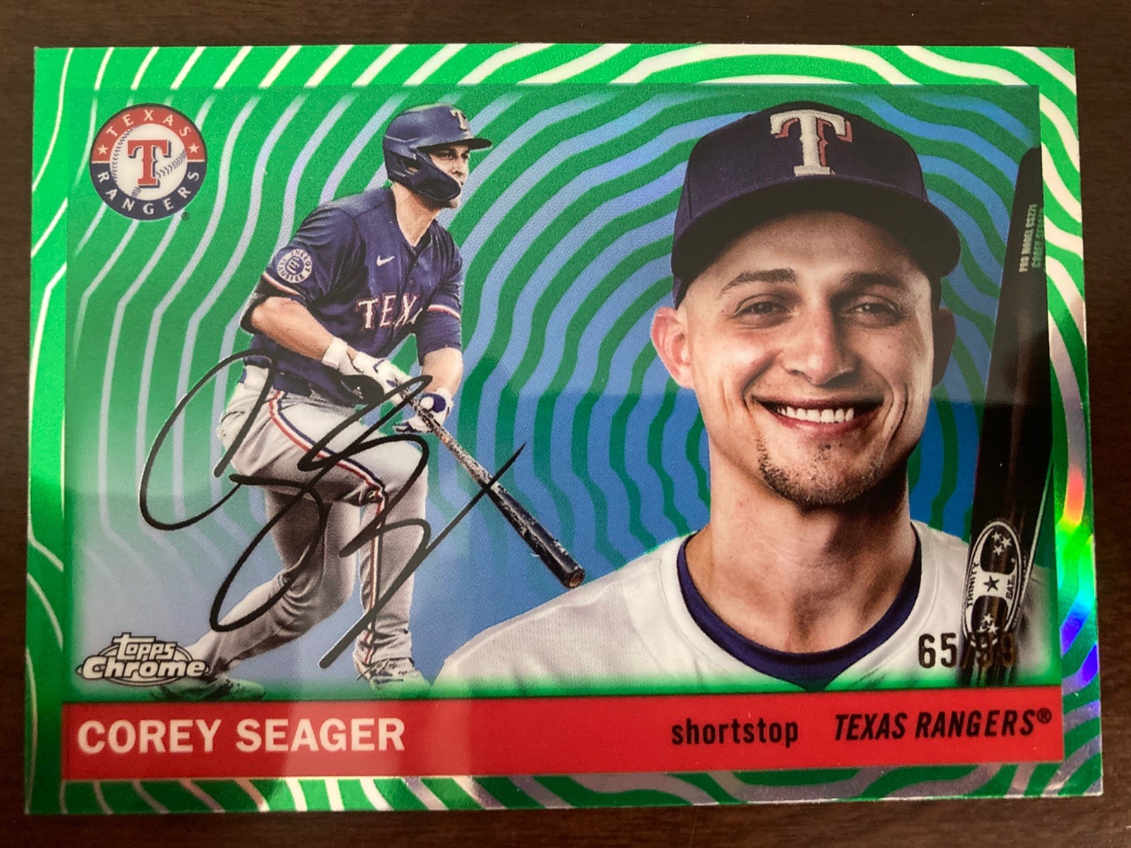 2025 Topps Chrome Platinum Corey Seager Green Vibrations Refractor /99 Rangers