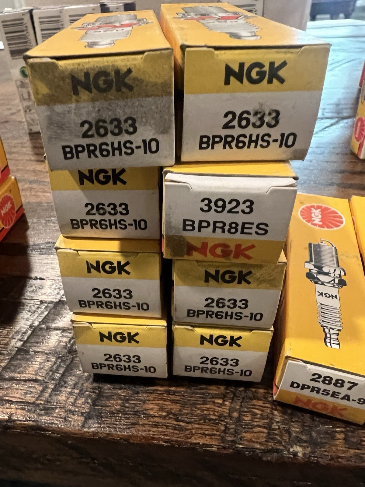 Resistor Spark Plug  NGK  2633