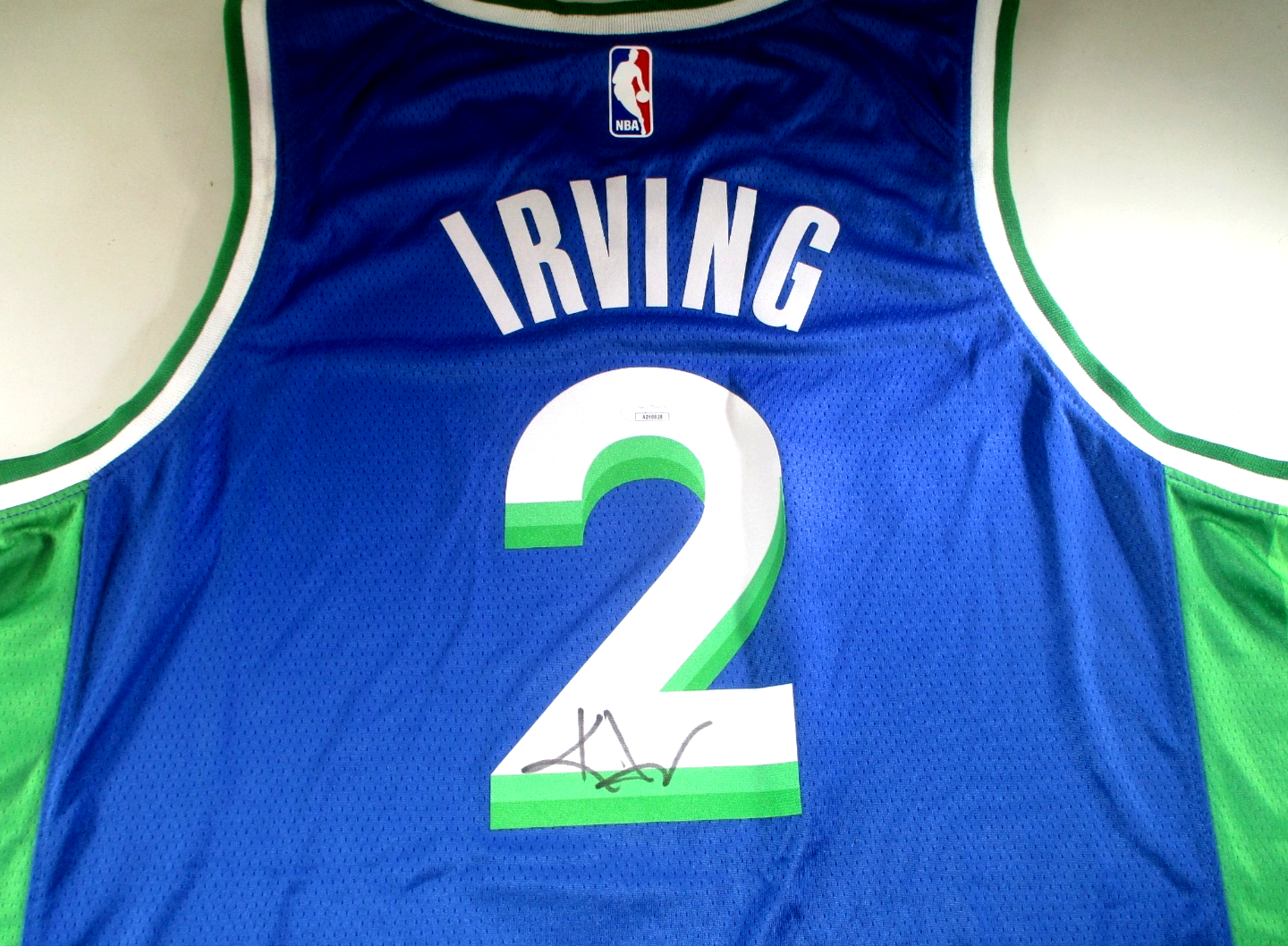 Kyrie Irving Autographed Signed Dallas Mavericks / Nike Dri-Fit Basketball Jersey / JSA 