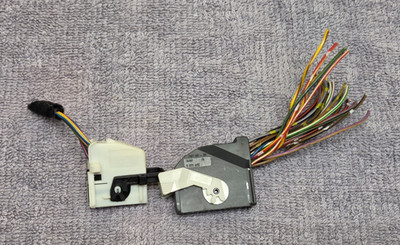 1999-2005 BMW E46 323I 325i 330i INSTRUMENT CLUSTER 6902370 WIRE HARNESS PIGTAIL