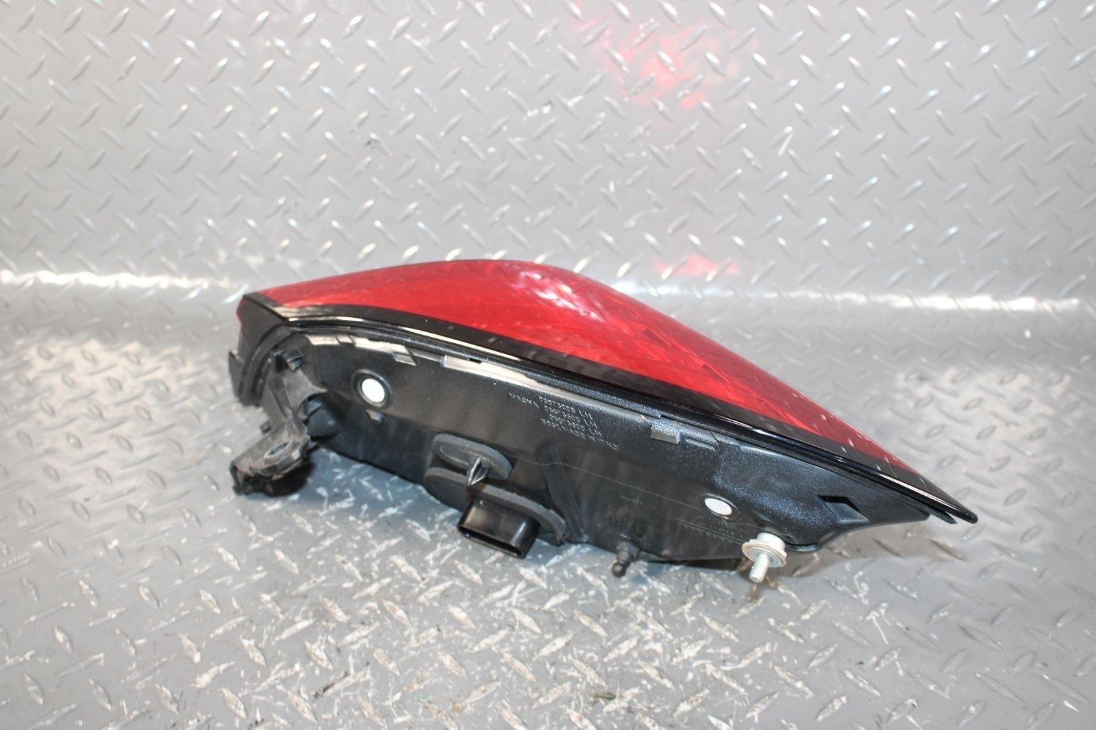 Maserati Ghibli 334 Ultima 2021-2024 Rear Left Outer Side light housing