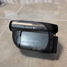 Sony DCR-DVD205 RW Handycam Camcorder