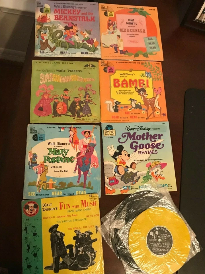 Discos y discos/libros de vinilo vintage de Disney Foto 2 de 4