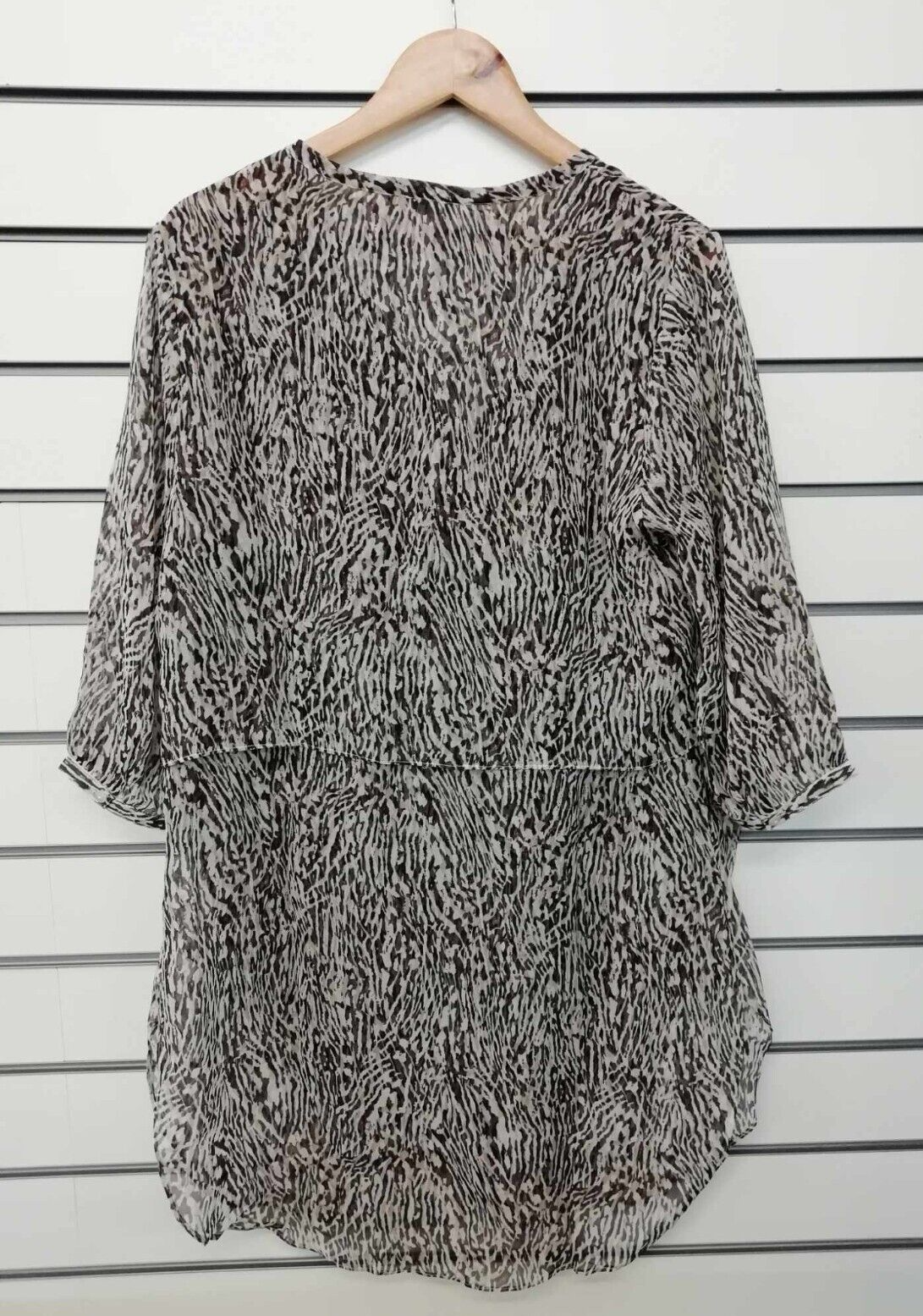TOGETHER LADIES BROWN ANIMAL PRINT SHEER SHIRT SIZE 12 NEW (ref 130