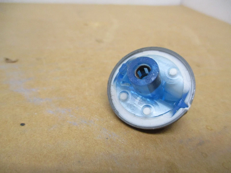 GM AC Delco Knobs for heat/ac - Image 3 of 3