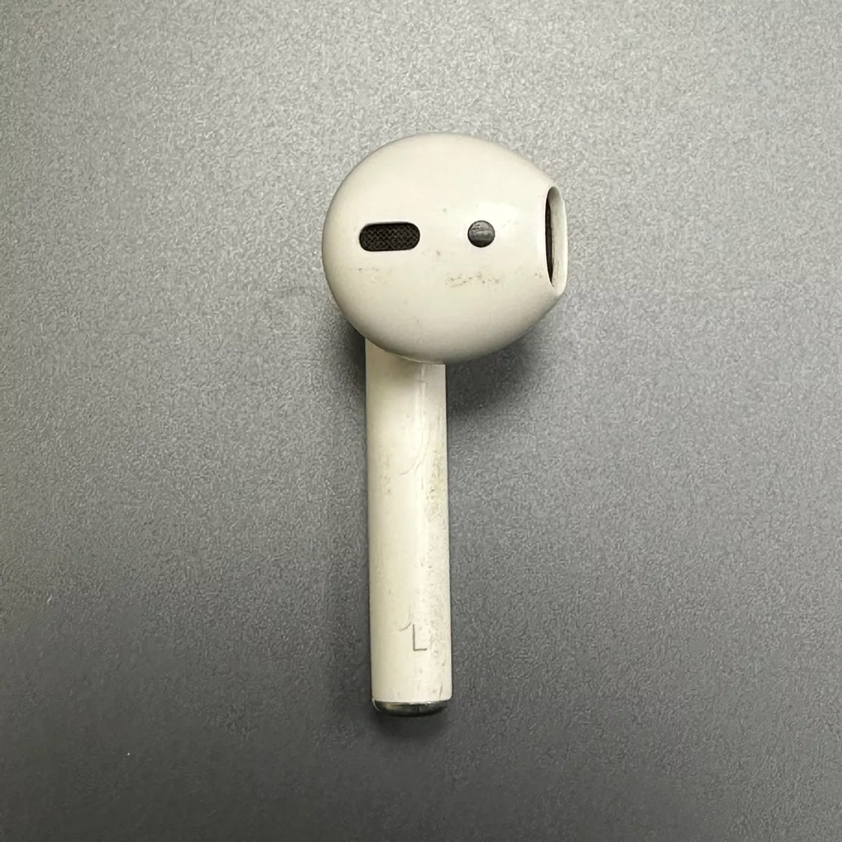 AirPods (2nd generation)