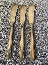 Vtg Lot Silver Plate Butter Knife Spreader WALLACE Lot 3