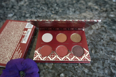 Zoeva spice of life voyager eyeshadow palette new in box mini size