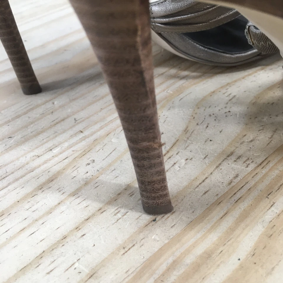 Guess Sandals Womens 10 M Davisa High Heels Stiletto Metallic Taupe Leather Zip - Image 4 of 4