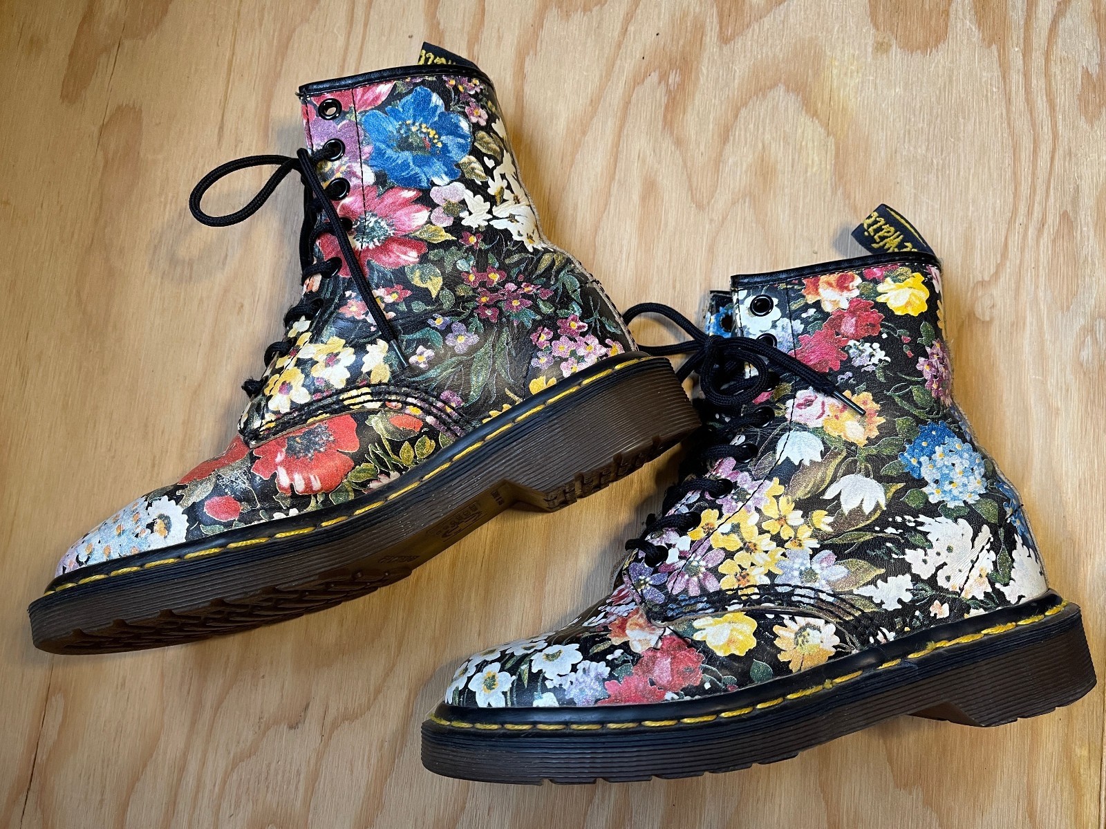 15percentOFF🌸 DR MARTENS Floral 90s Original BOOTS 8-Eye Lace Up SIZE UK3 Flower 1460