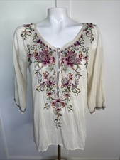 Johnny Was Size S Floral Embroidered Tunic Blouse 3/4 Sleeve 1/2 Button Rayon