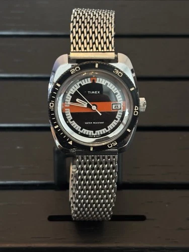 Timex Marlin Calendar Dive Watch 27671 02577 [1977] Vintage