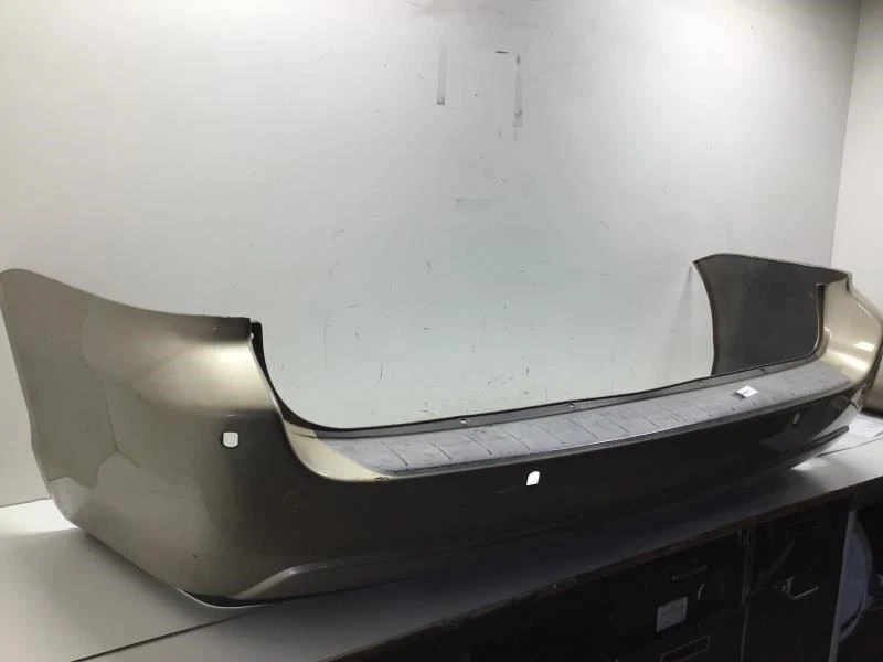 Toyota Sienna 2007 parachoques trasero OEM+ Foto 4 de 4