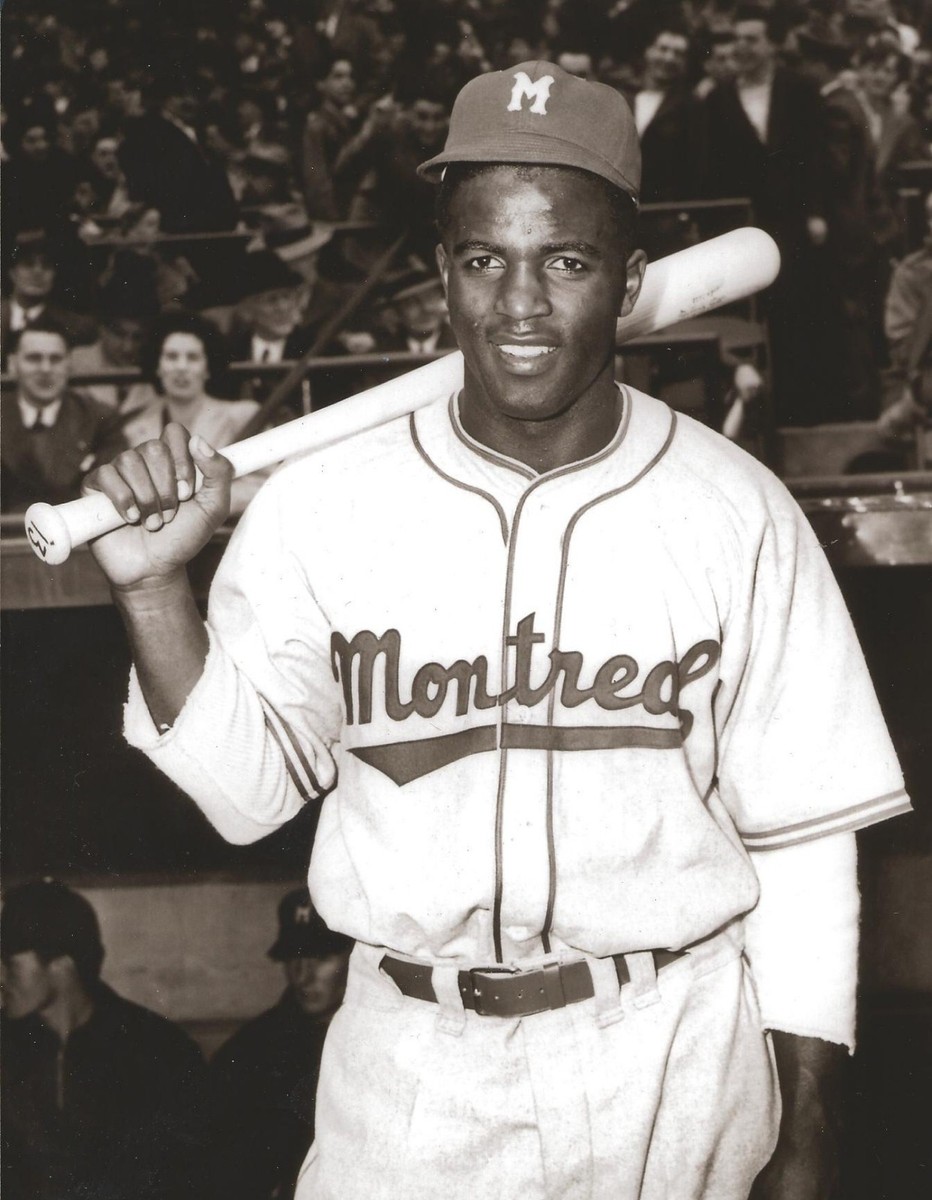 JACKIE ROBINSON 8X10 PHOTO MONTREAL ROYALS AAA IL BASEBALL PICTURE
