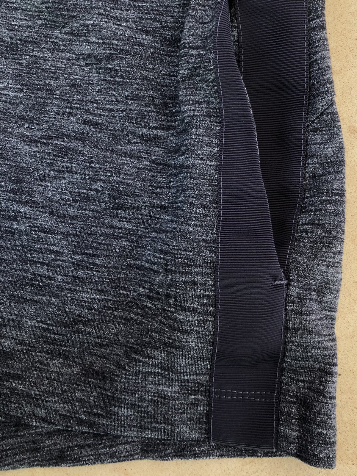 ATHLETA Metro Downtown 4" Everyday Short Gray Women’s Small 405662 eBay