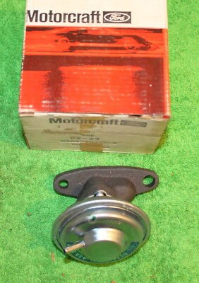 1975 1976 Ford Mustang II Mach1 Maverick Granada Comet Monarch NOS 302 EGR VALVE