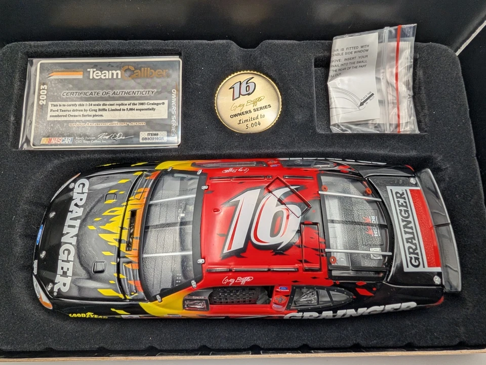 Team Caliber Owner Series 2003 Granger Ford #16, conductor Greg Biffle. Novato... Foto 2 de 4
