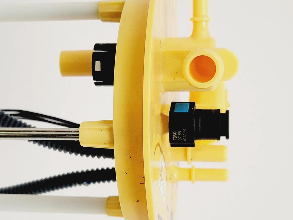 General Motors 84437931 Fuel Pump Module for Chevrolet GMC Sierra 3500 HD 20-25 - Image 4 of 4