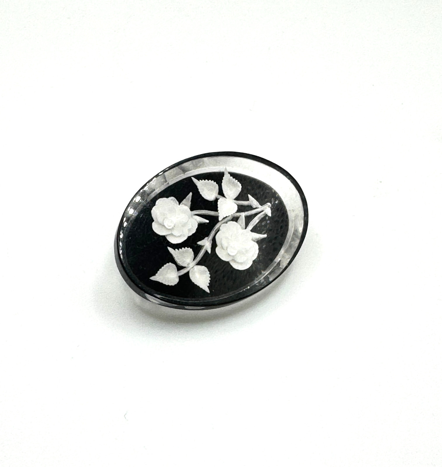 Vintage Lucite Cameo Brooch White Rose Floral Intaglio Black Oval Pin