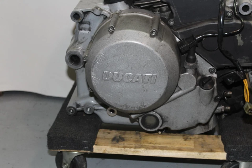 Motor y componentes Ducati Monster S2R800 2005 Foto 4 de 4