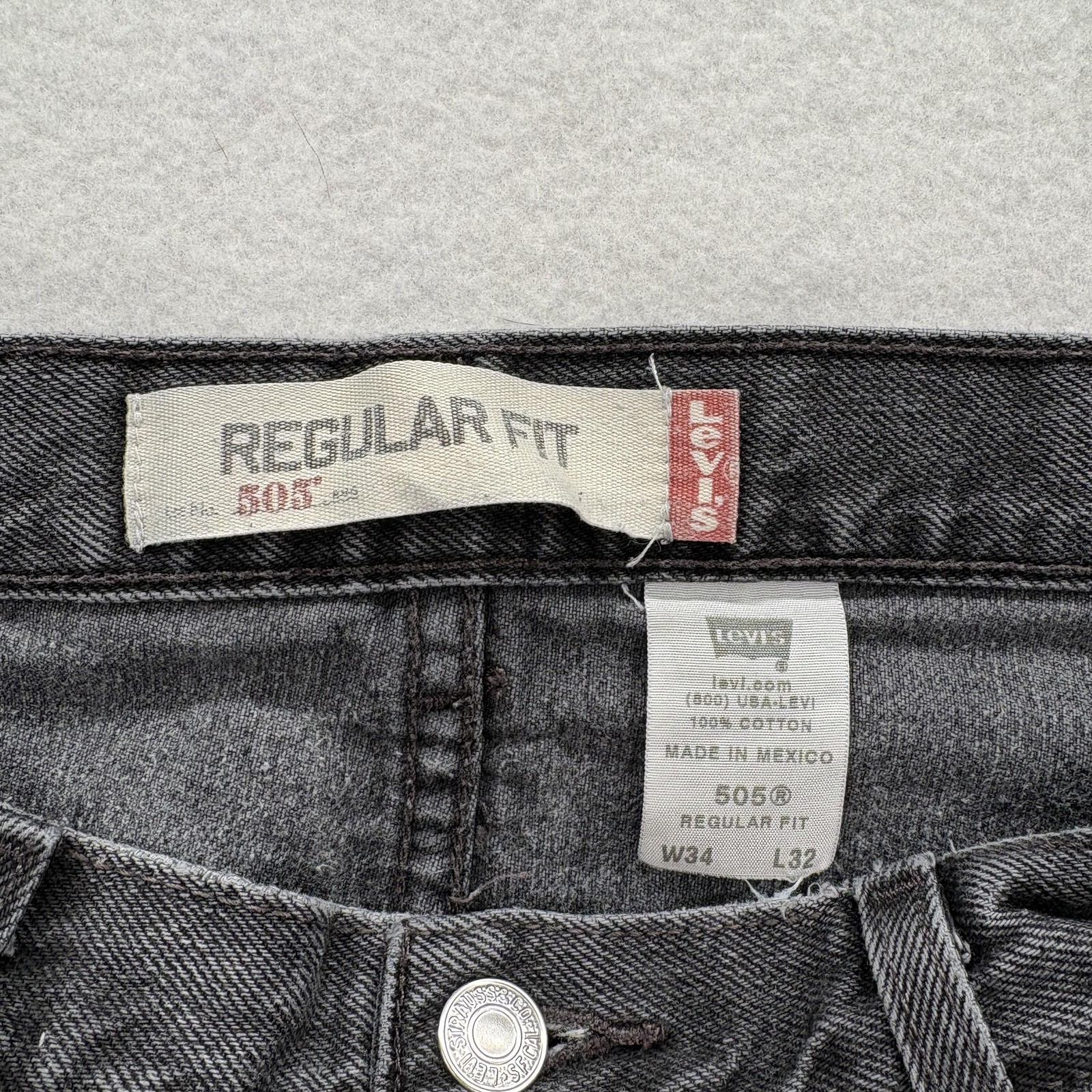 Levis 505 Jeans Mens 34x32 Regular Fit Gray Charcoal Wash Straight Denim Y2K VTG thumbnail 4