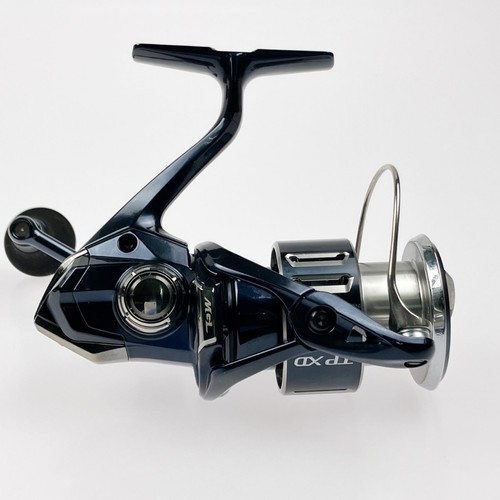 Shimano 21 Twin Power XD C3000HG Spinning Reel No Visible Scratches - Picture 4 of 9