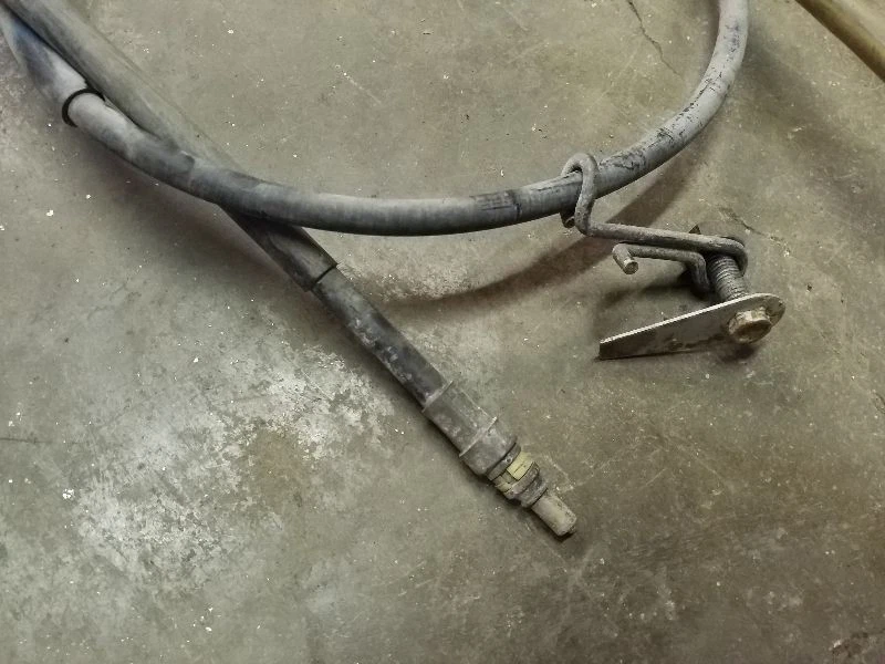 CABLE FRENO EMERGENCIA EJE TRASERO IZQUIERDO | SE ADAPTA 00 01 02 03 04 05 FORD EXCURSION Foto 2 de 4