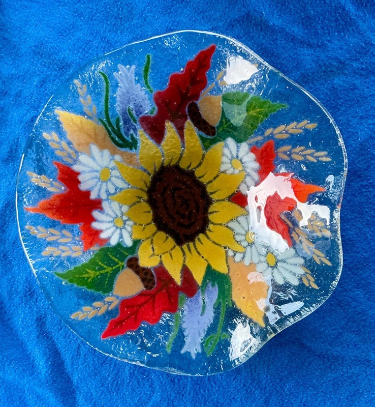 PEGGY KARR Fused Art Glass Round Fluted Bowl Sunflower Fall Leaf 9" EUC No Box
