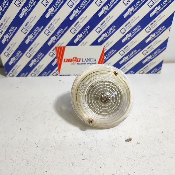 Originales Fiat 500 D/F/L Seitenblinker Vorne Weiß, OE 4266110-image