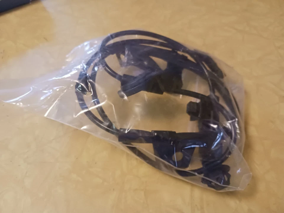 United ABS-241 Both Rear Speed Sensors 2007 - 2014 Mitsubishi Outlander - Image 4 of 4