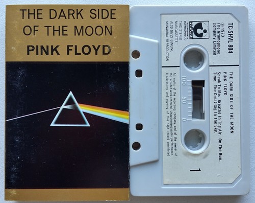 PINK FLOYD - DARK SIDE OF THE (HARVEST TCSHVL804) MID 1970s UK CASSETTE TAPE - Picture 1 of 5