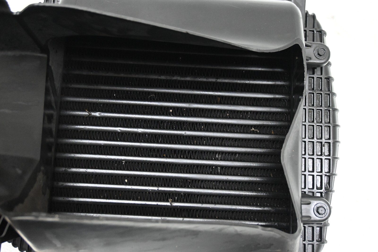⭐ 14-22 Maserati Ghibli Left Side Engine Radiator Intercooler Cooler Unit Oem