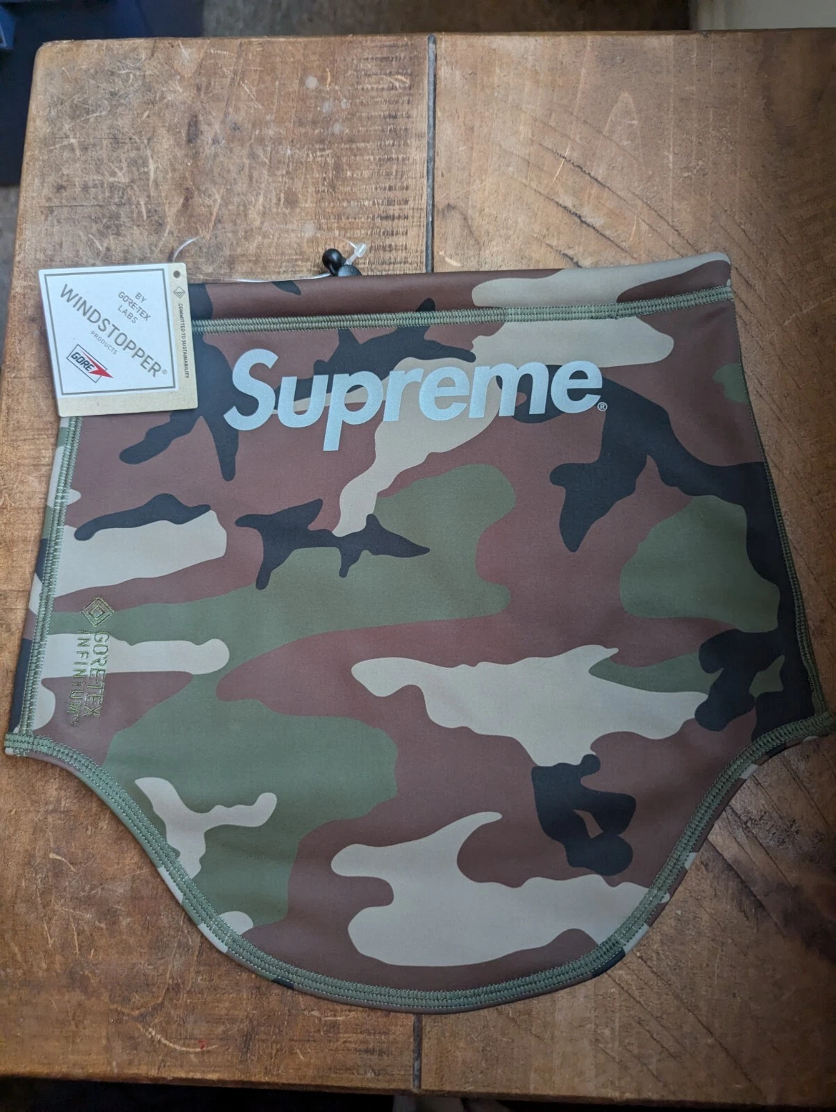 Guêtre/cou Supreme Gortex doublée snood   Neuve avec emballage camouflage 