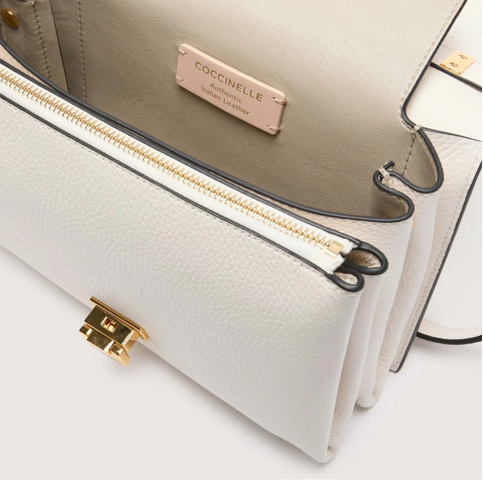 Bandolera Coccinelle de cuero blanco - nunca usada Foto 3 de 4