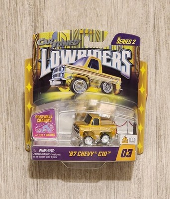 CARTUNED LOWRIDERS '87 CHEVY C10 SHOW GLOW WITH LED LIGHTS #3 OF 8 MINT COND  