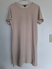 Sz M Ivory & pink striped dress. Buffalo David Bitton. Excellent condition.