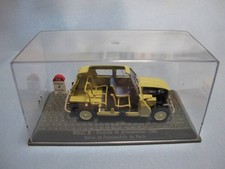 Renault3 1961 1:43 Renault Quatre (cut model) Age14+