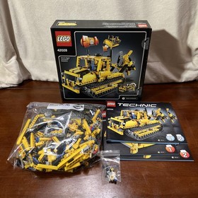 LEGO TECHNIC: Bulldozer (42028) Used Complete Box Manuals