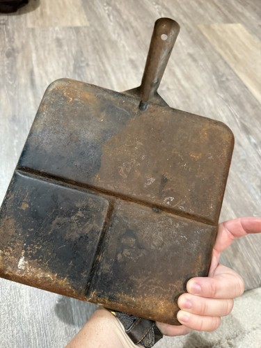 Rare Unmarked Antique Steel Bacon & Egg Griddle Skillet – Farmhouse Primitive - Picture 4 of 7