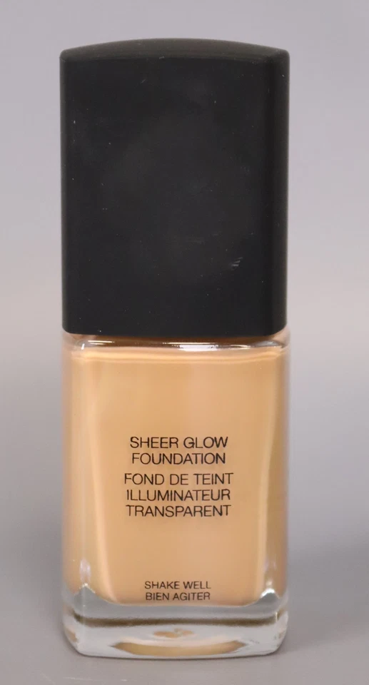 Sheer Glow Foundation - Cadiz/Medium-Dark by NARS for Women - 1 oz Foundation - Image 3 of 4