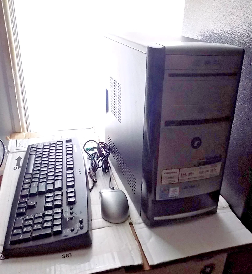 eMachines Integrated/On-Board Graphics PC Desktops & All-In-One