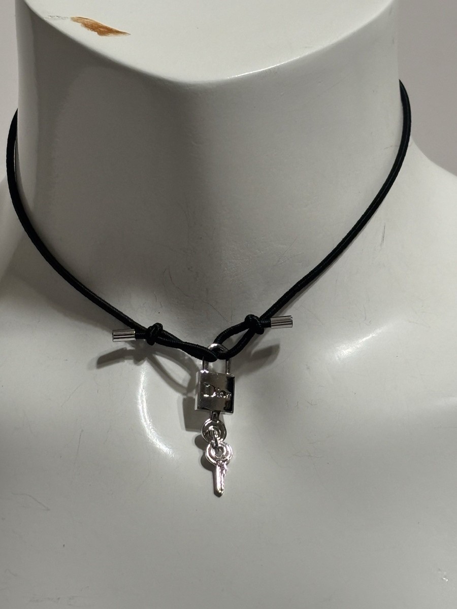 激レアジョンガリアーノJohn Galliano 2007ネックレスキーホルダー 激レアジョンガリアーノJohn Galliano 2007ネックレスキーホルダー