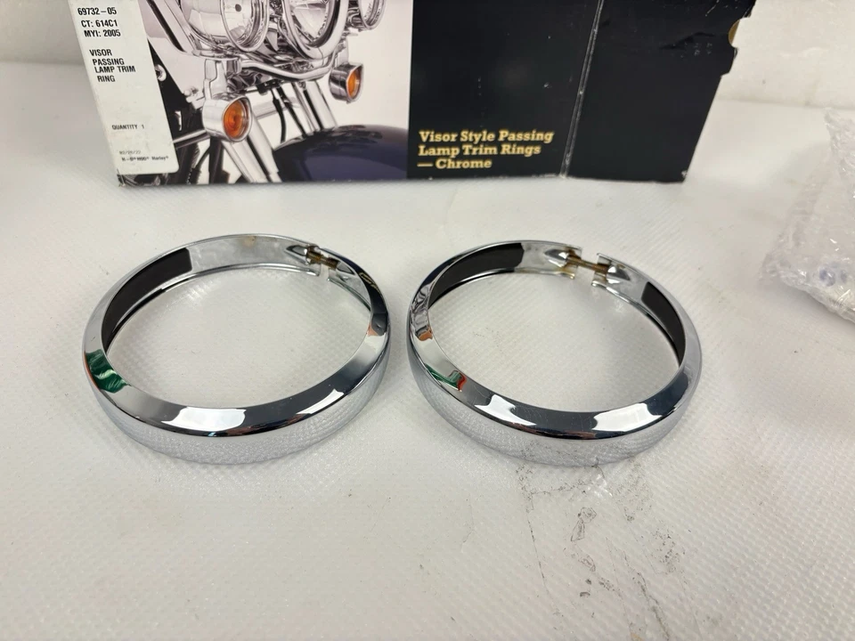 Paraseras de anillo de ajuste de lámpara de paso cromadas Harley Davidson 69732-05 totalmente nuevas Foto 4 de 4
