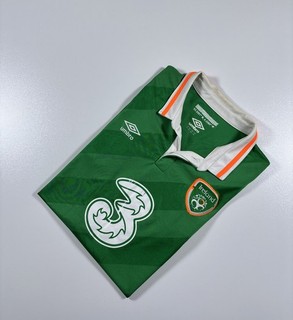 Authentic Umbro Republic Of Ireland 2016/17 Home Shirt. Size XXL.