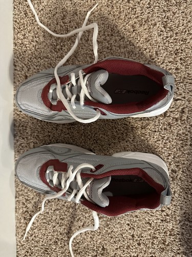 Women's Reebok Athletic Shoes Gray/Silver/Burgundy Size 7 M - NWOT - Picture 5 of 5